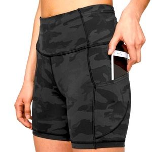 Lululemon Fast And Free Short 6" *Non-Reflective
Incognito Camo Multi Grey